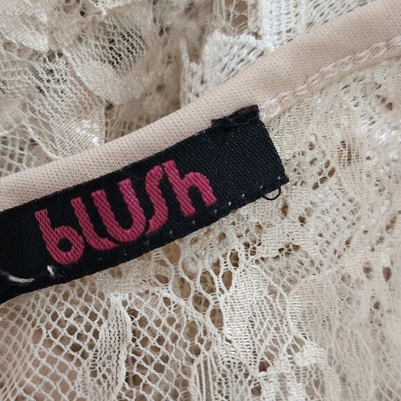 BLUSH BEIGE LACE BODYSUIT FLORAL APPLIQUE SHEER MESH SIZE SMALL - Picture 8 of 9